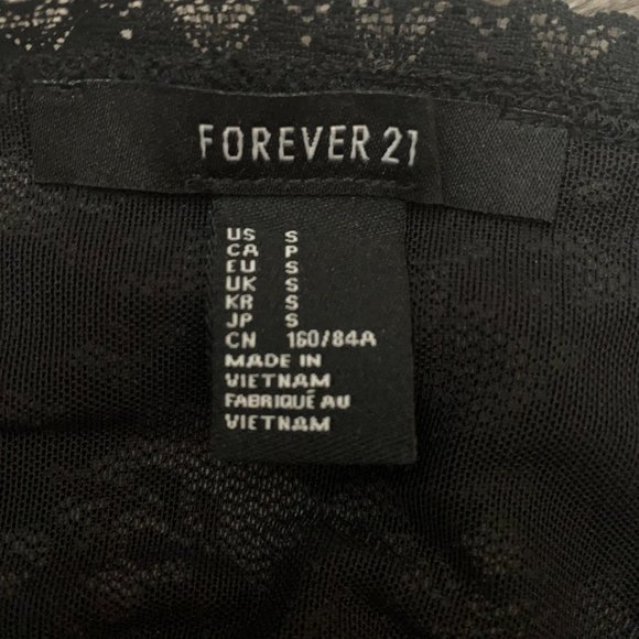 Lace Crop Tops - Picture 6 of 6